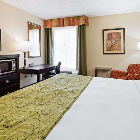 Best Western Plus Addison/Dallas Hotel Екстер'єр фото