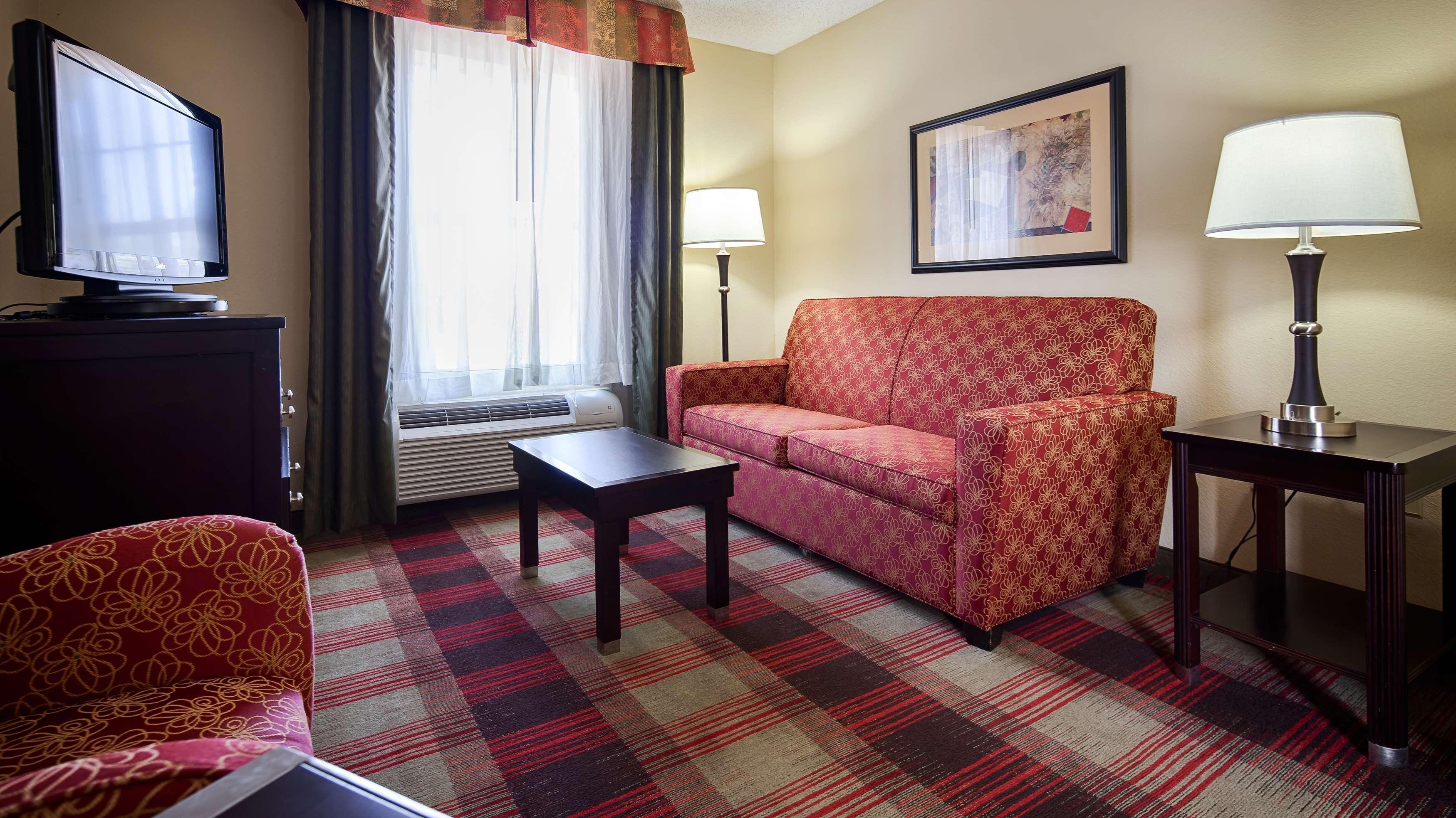 Best Western Plus Addison/Dallas Hotel Екстер'єр фото