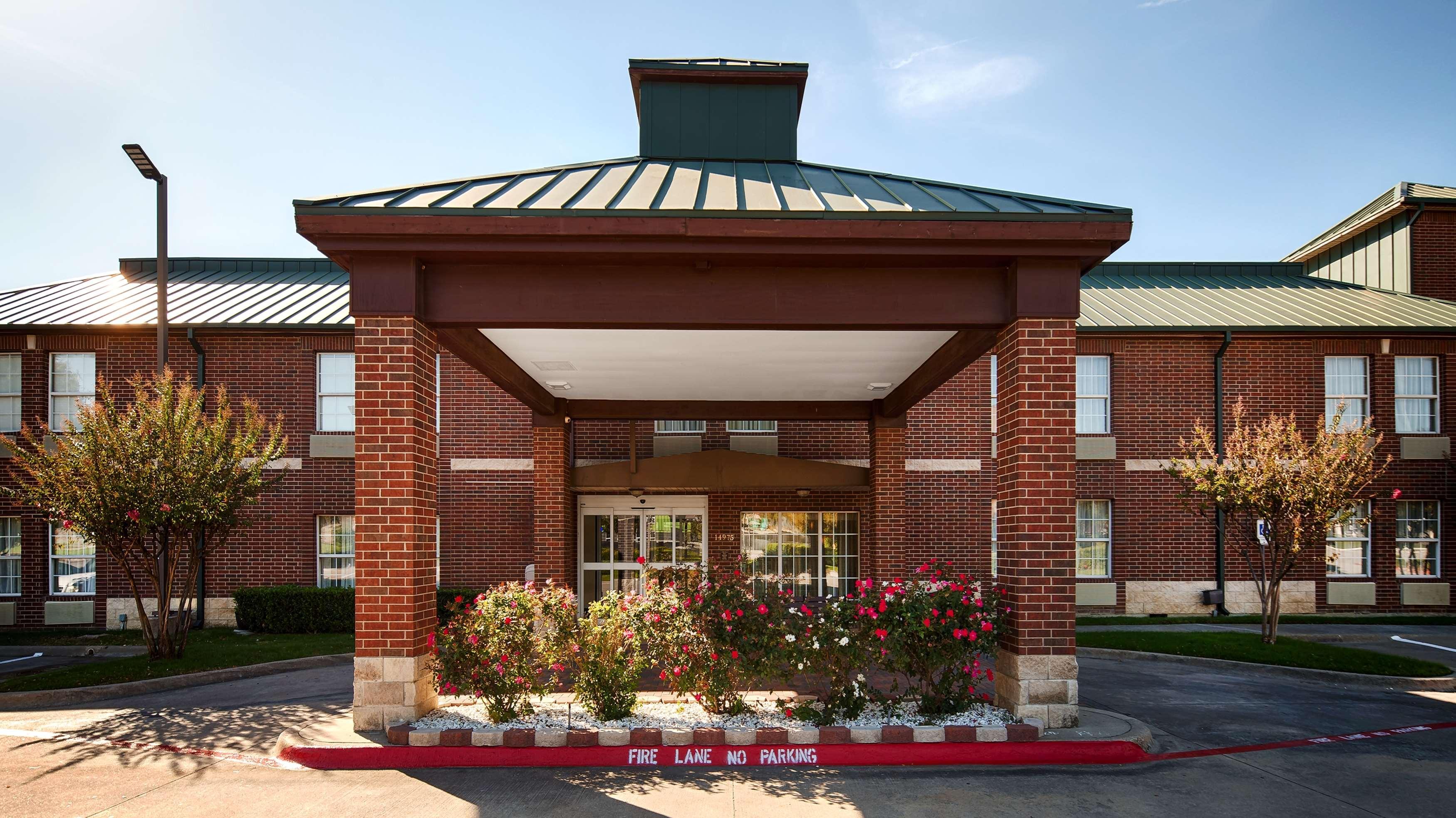 Best Western Plus Addison/Dallas Hotel Екстер'єр фото